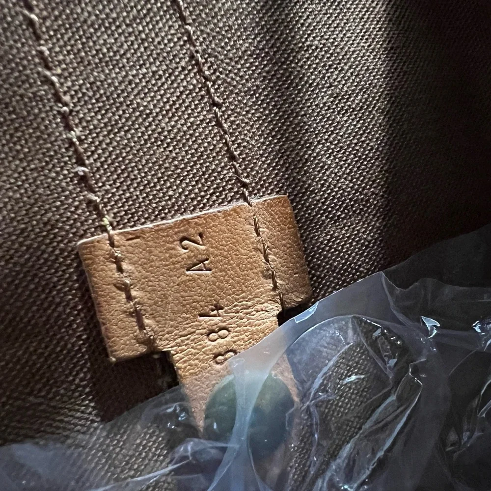 Louis Vuitton Randonnee GM - Picture 10 of 16